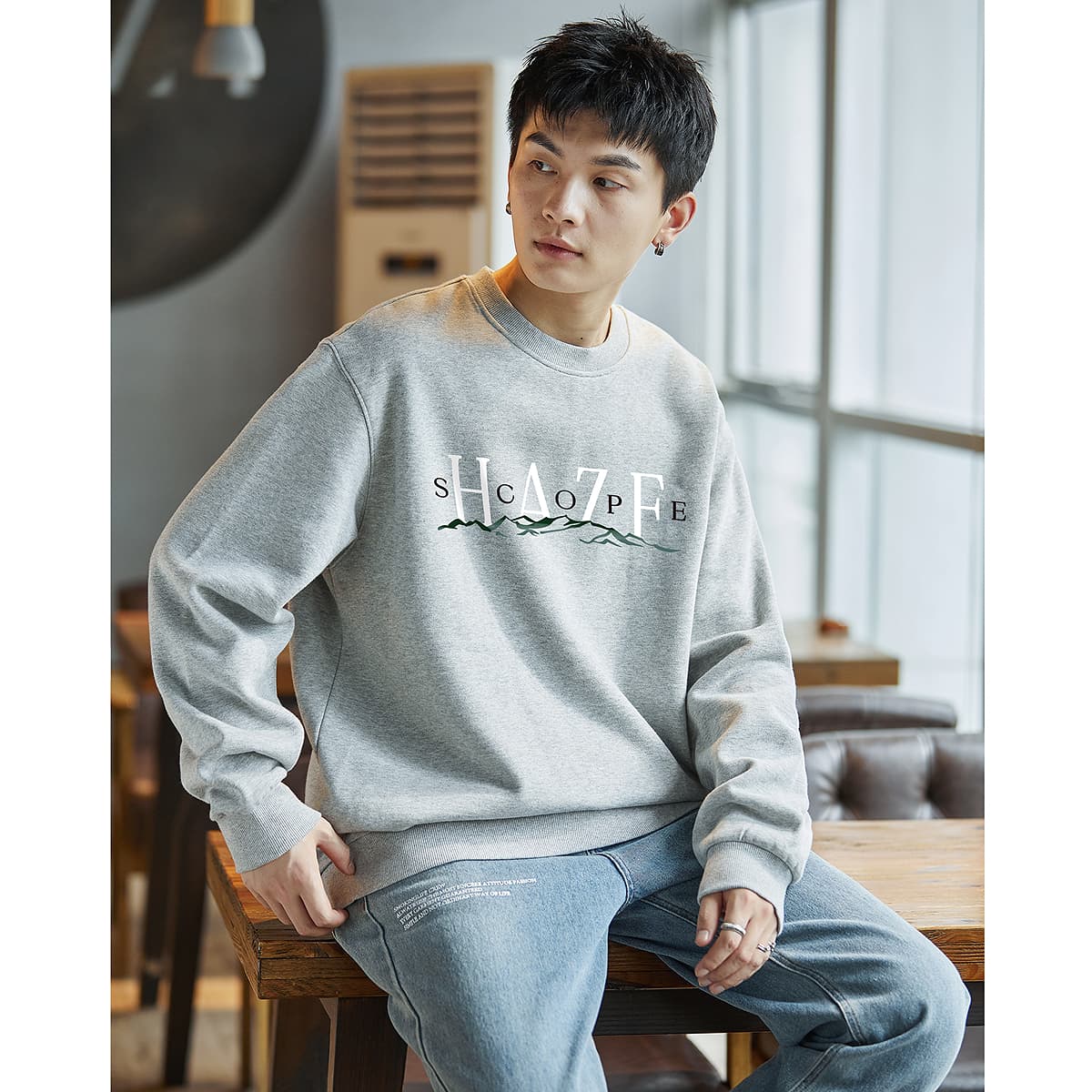トレーナー メンズ 山並み刺繍入り カジュアルトレーナー